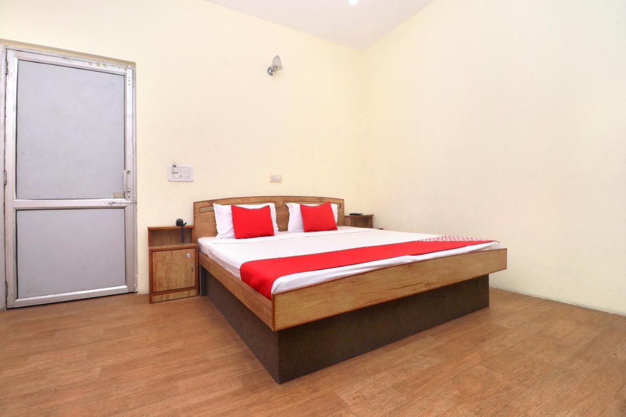 Oyo 19754 Ms Residency Hotel Hoshiārpur Kültér fotó
